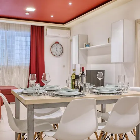 Appartement Modern 2 Bedroom Flat With Yard In Nbor1-1 *