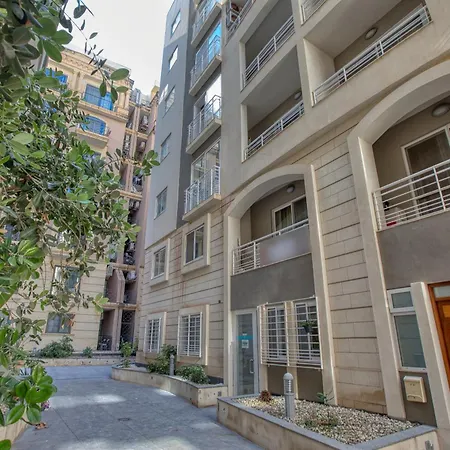 Modern 2 Bedroom Flat With Yard In Nbor1-1 アパート *